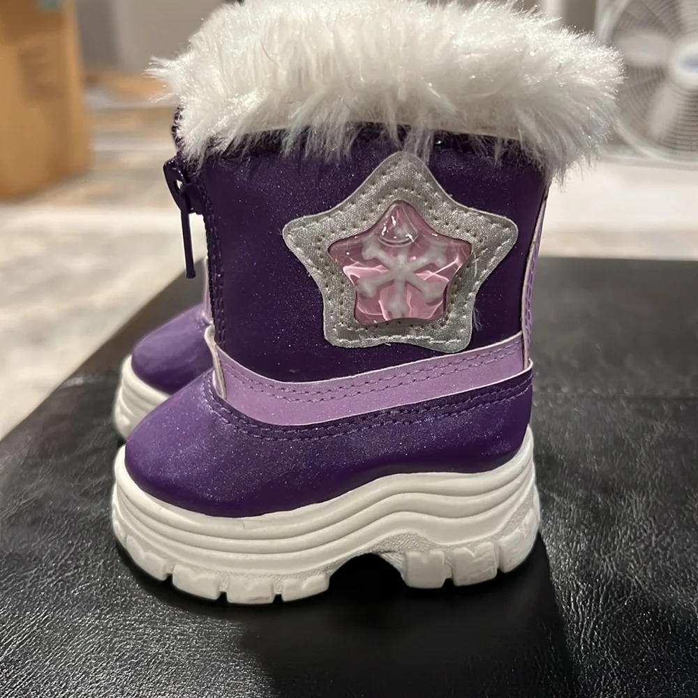 Lot of 3 size 1 shoes Children’s Place Fur Lined Snow Boots Strawberry Sandals
